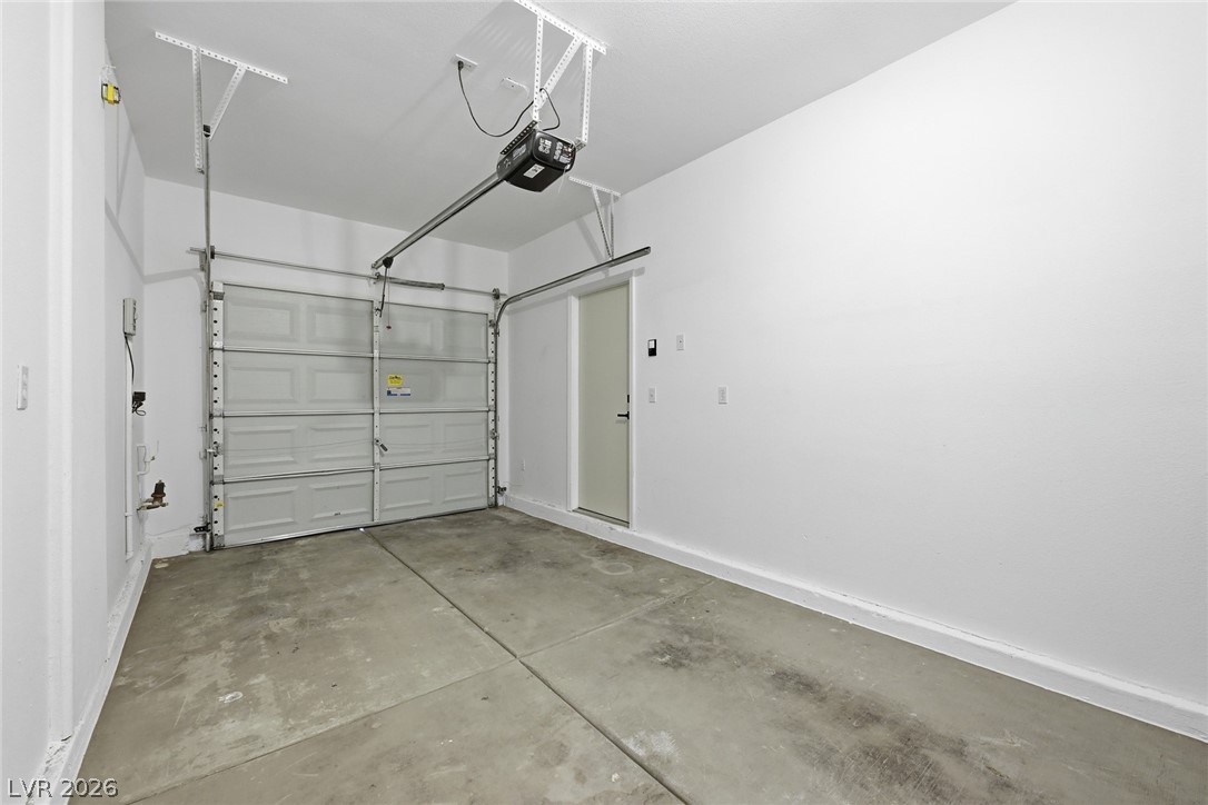6352 Lonesome Lake Street Las Vegas NV 89148