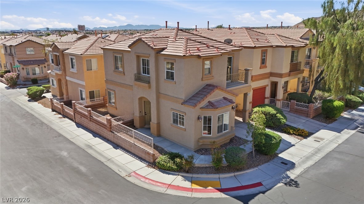 6352 Lonesome Lake Street Las Vegas NV 89148