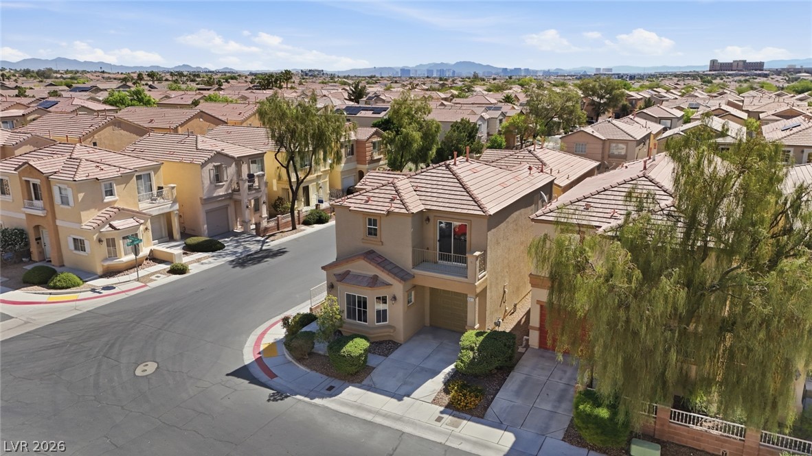 6352 Lonesome Lake Street Las Vegas NV 89148