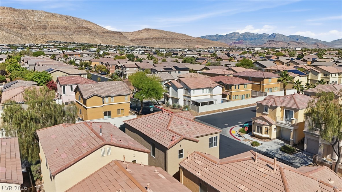 6352 Lonesome Lake Street Las Vegas NV 89148