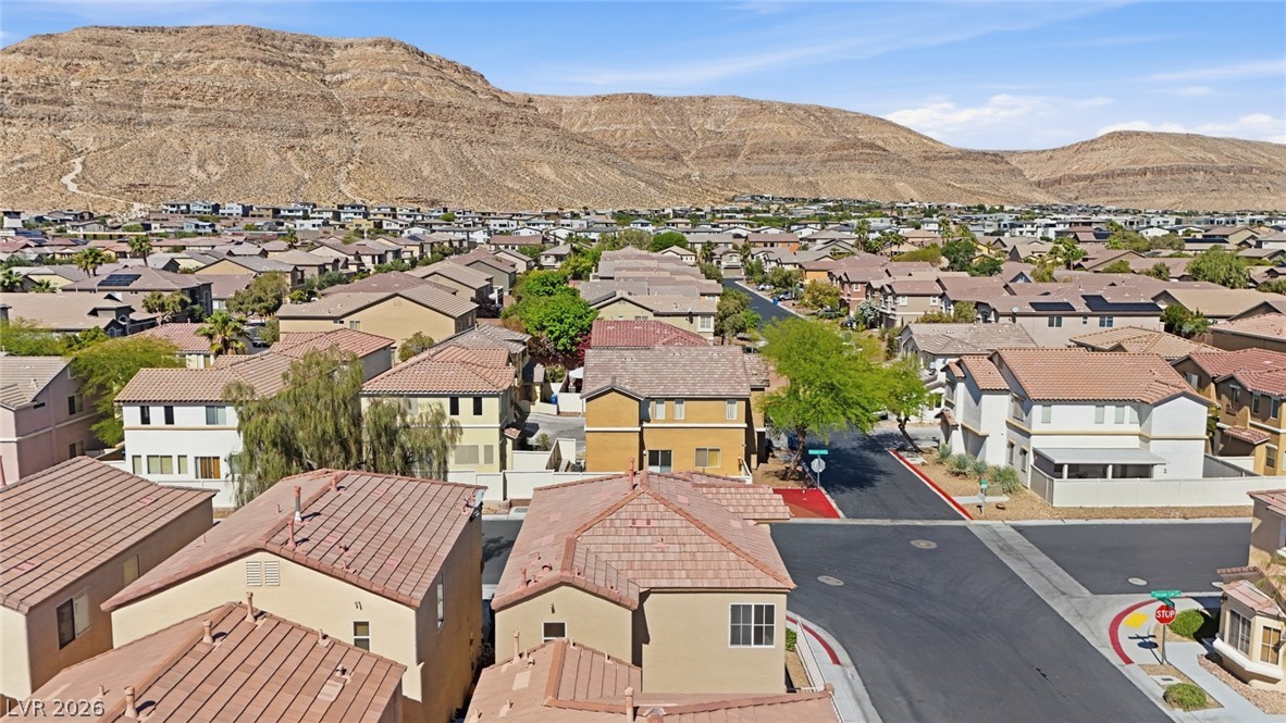 6352 Lonesome Lake Street Las Vegas NV 89148