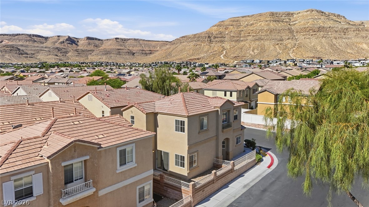6352 Lonesome Lake Street Las Vegas NV 89148