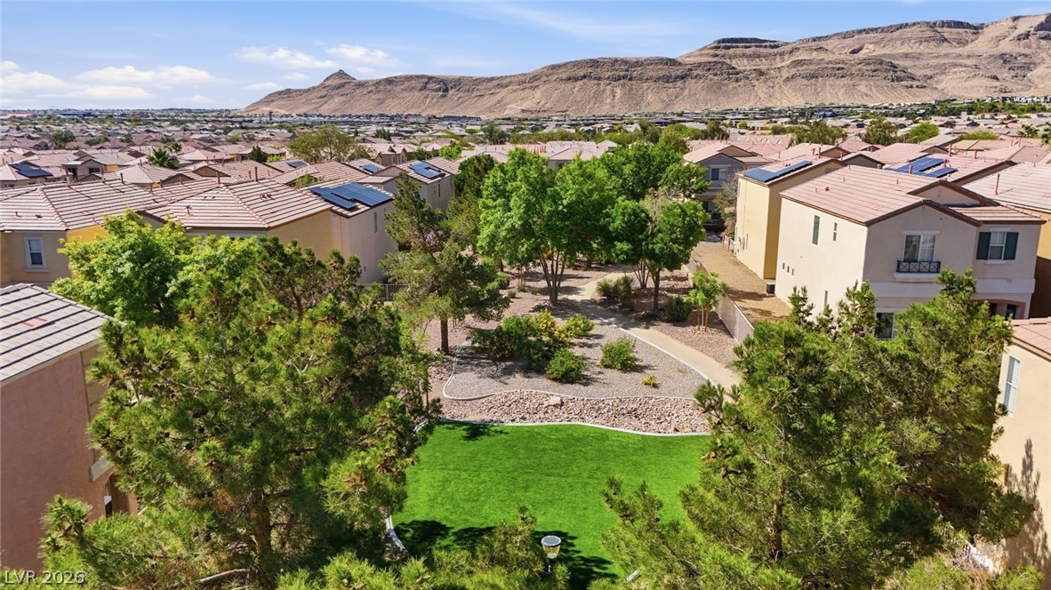 6352 Lonesome Lake Street Las Vegas NV 89148