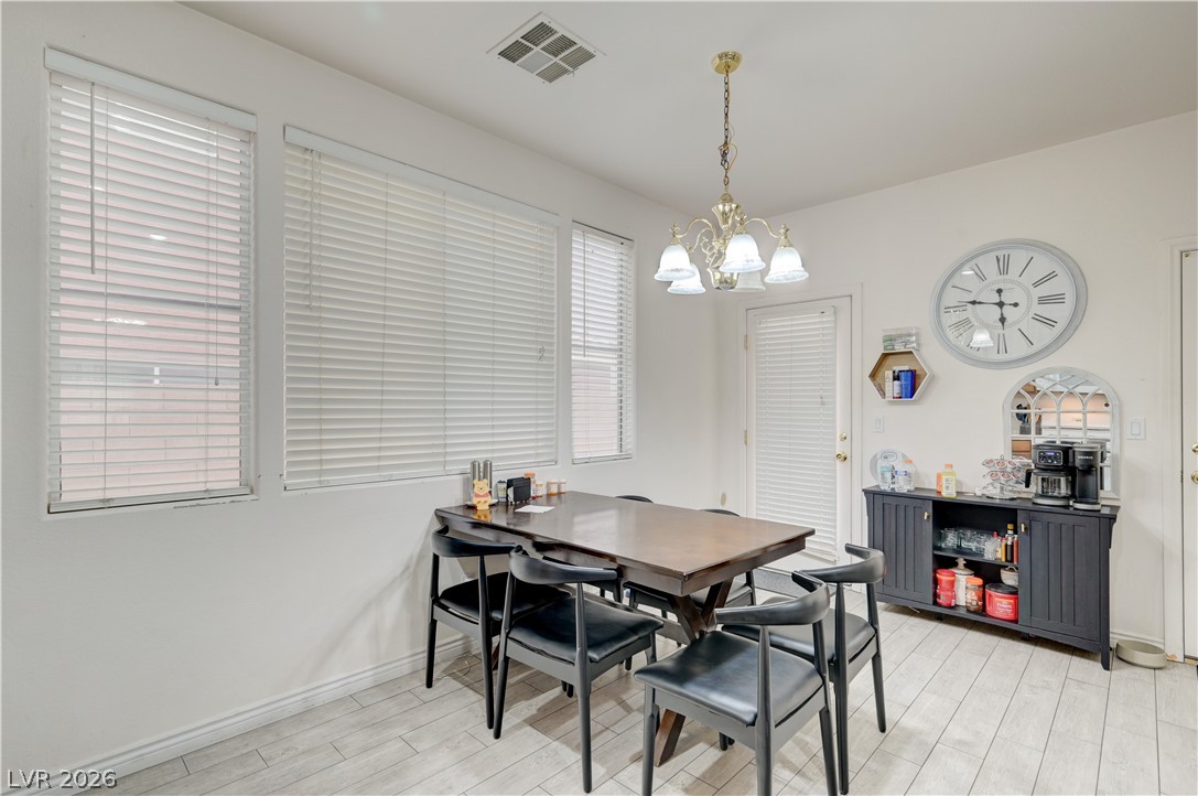 6837 Silver Eagle Avenue Las Vegas NV 89122