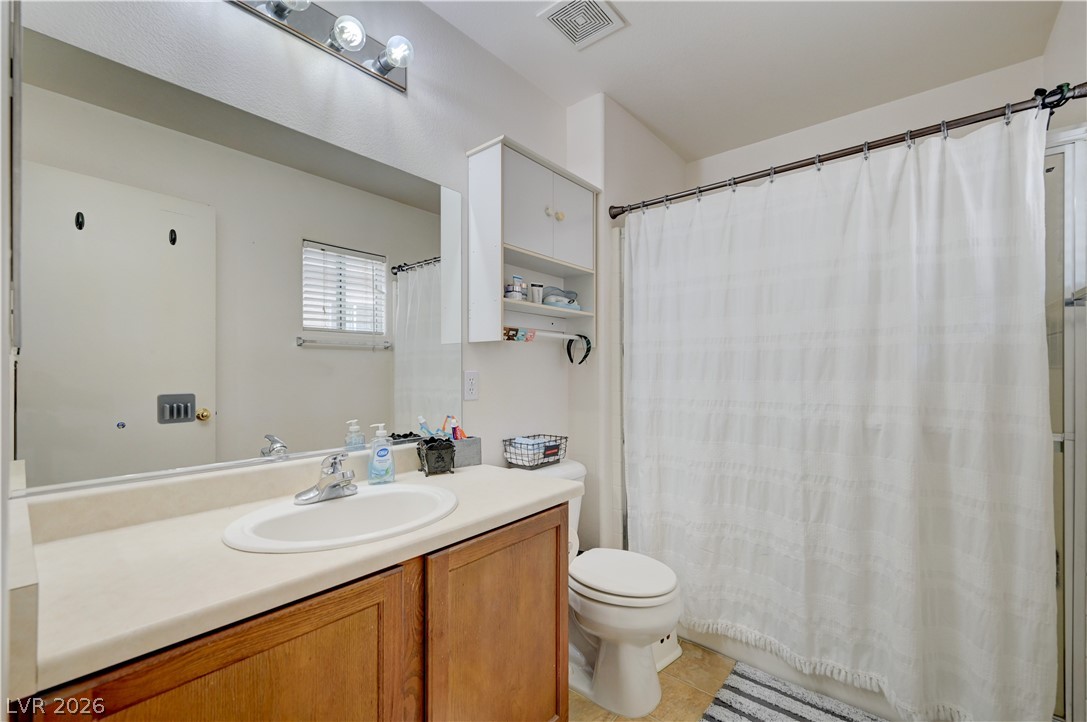 6837 Silver Eagle Avenue Las Vegas NV 89122
