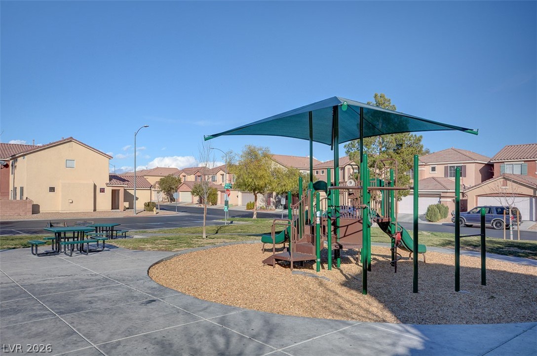 6837 Silver Eagle Avenue Las Vegas NV 89122