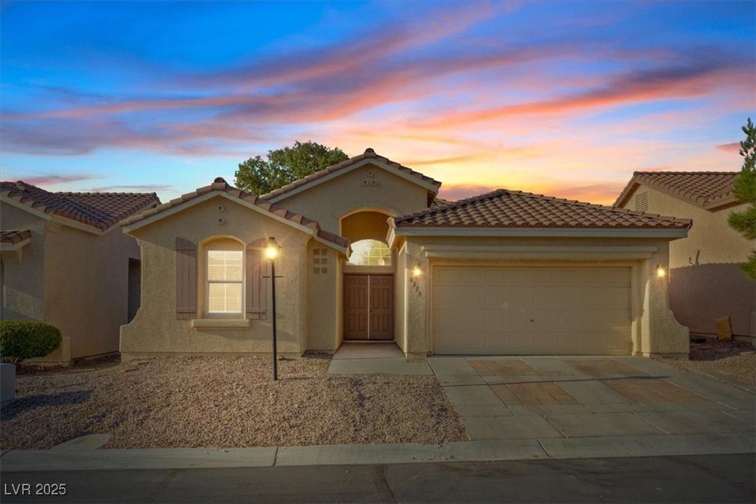 8313 Dawn Breeze Avenue Las Vegas NV 89131