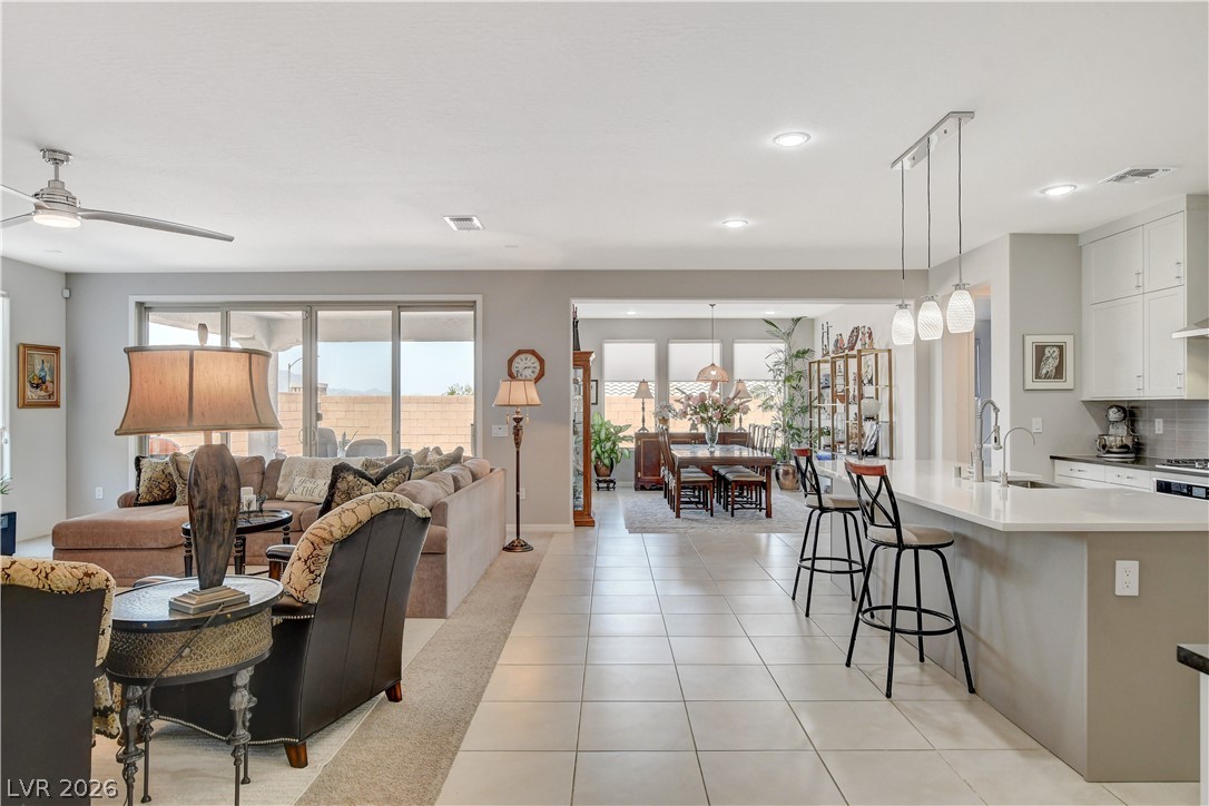 8286 Skye Gorge Street Las Vegas NV 89166