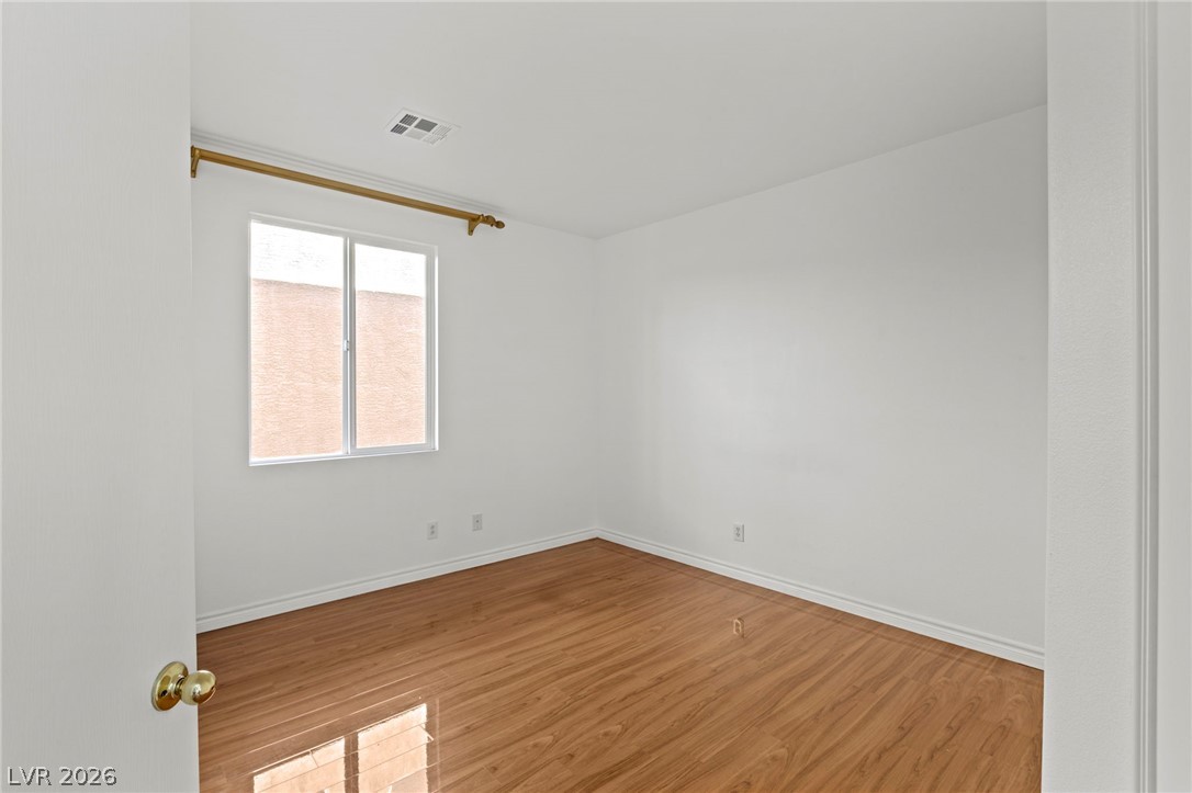 10338 Castle Springs Street Las Vegas NV 89178
