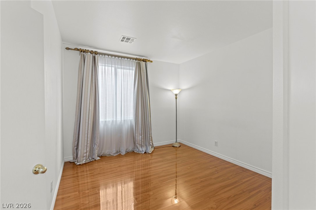 10338 Castle Springs Street Las Vegas NV 89178