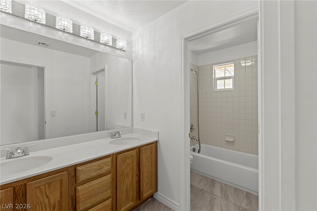 10338 Castle Springs Street Las Vegas NV 89178