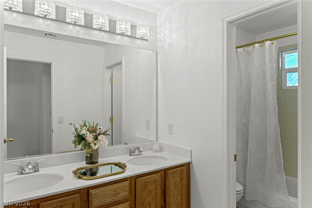 10338 Castle Springs Street Las Vegas NV 89178