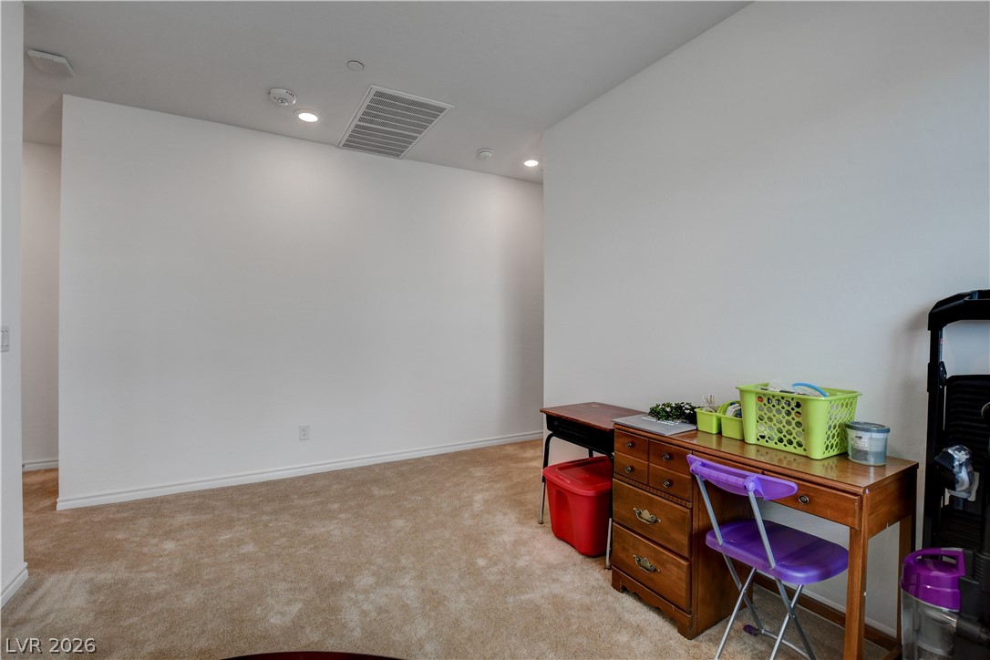 20 Barbara Lane 11 Las Vegas NV 89183
