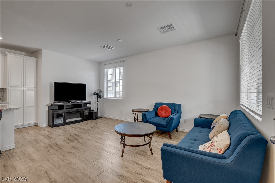 20 Barbara Lane 11 Las Vegas NV 89183