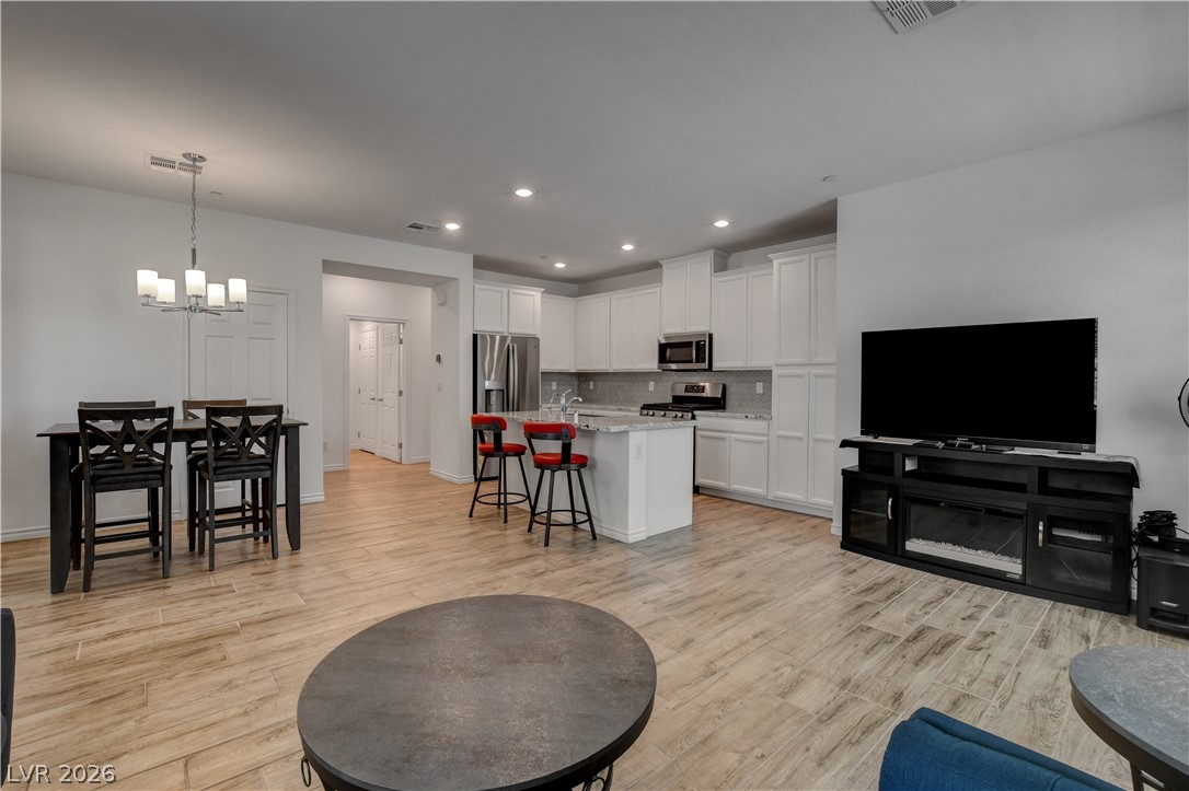 20 Barbara Lane 11 Las Vegas NV 89183