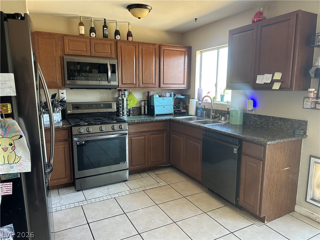 233 Ash Street Henderson NV 89015