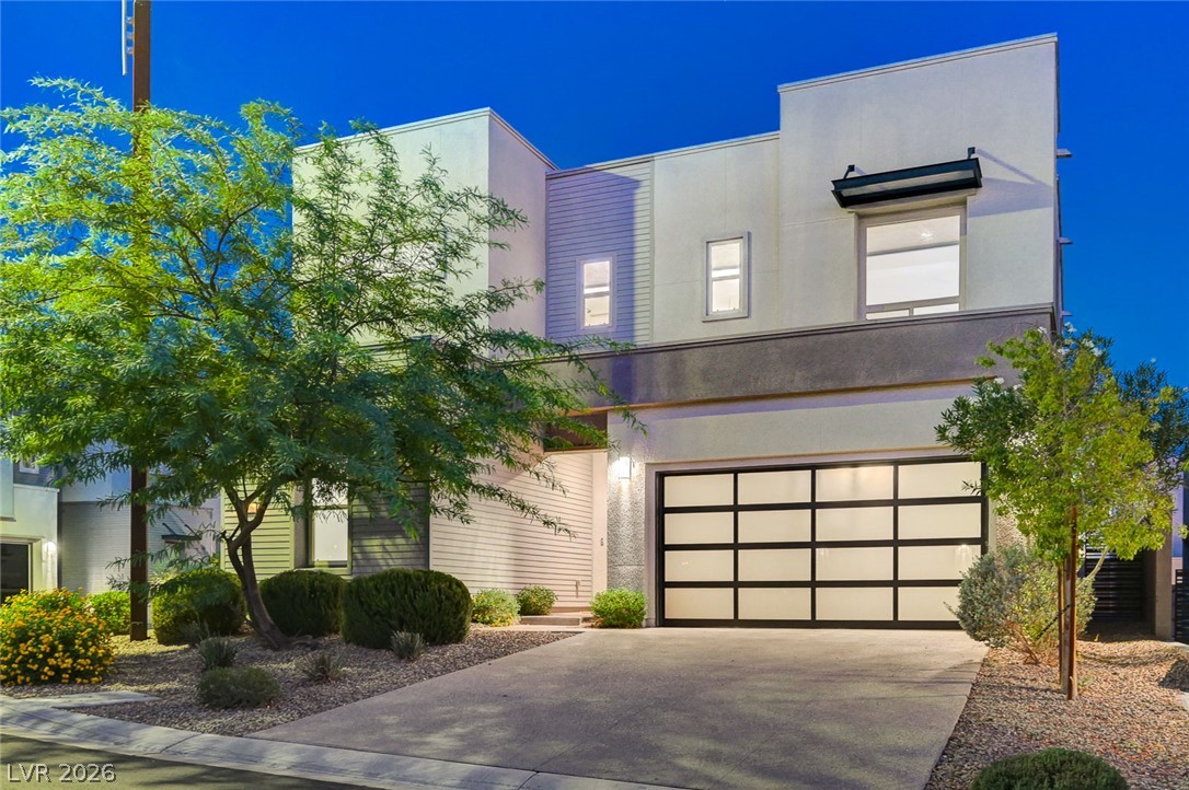686 Glowing Horizon Street Henderson NV 89052