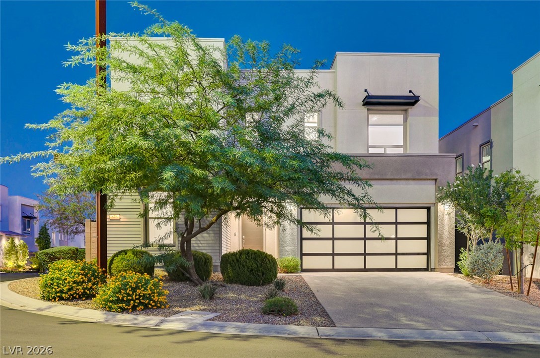 686 Glowing Horizon Street Henderson NV 89052