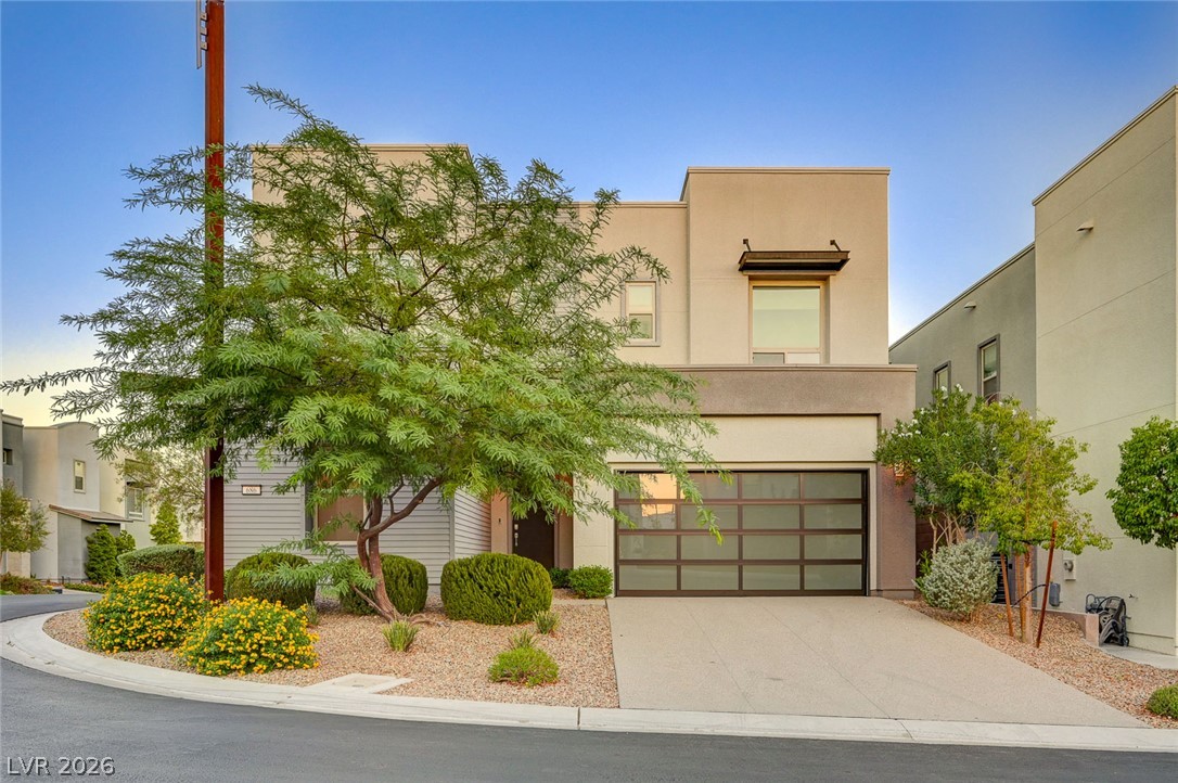686 Glowing Horizon Street Henderson NV 89052