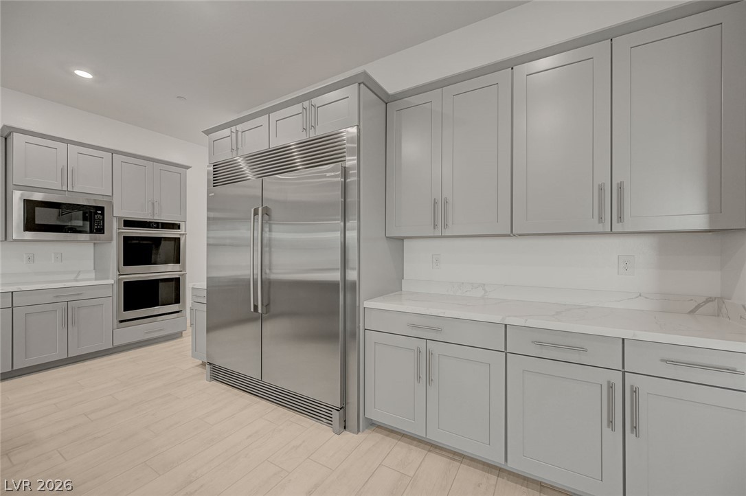 686 Glowing Horizon Street Henderson NV 89052