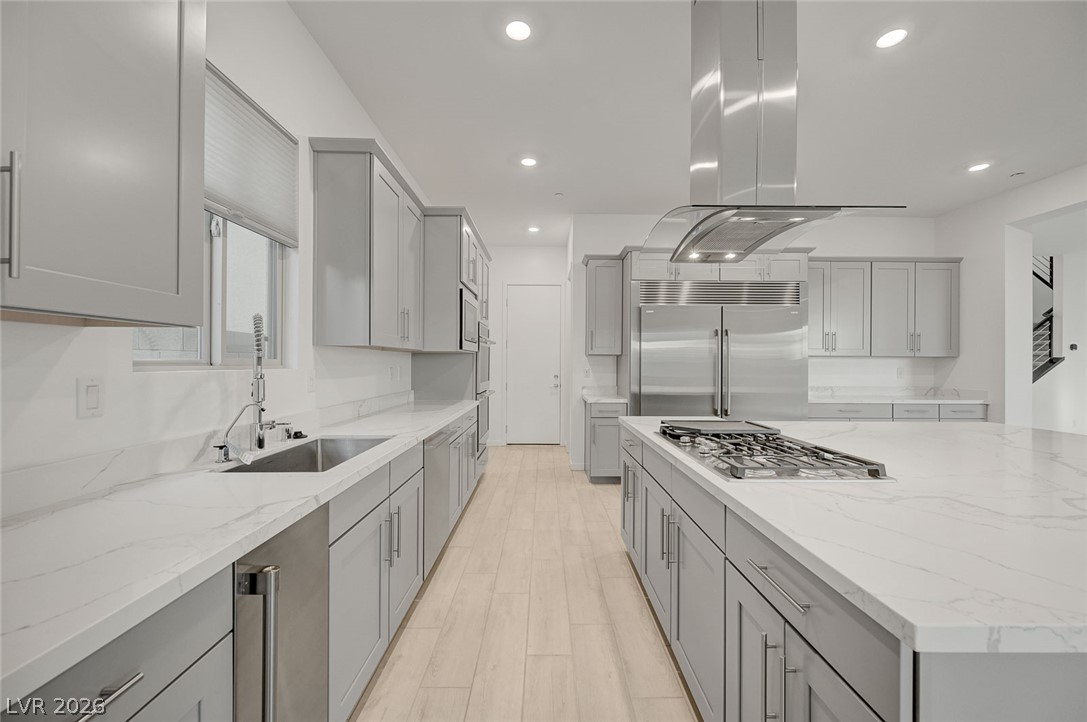 686 Glowing Horizon Street Henderson NV 89052