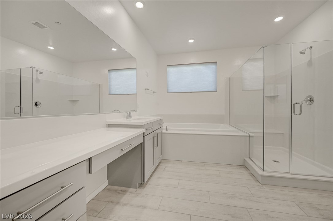 686 Glowing Horizon Street Henderson NV 89052