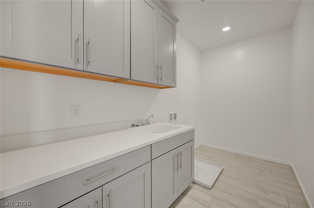 686 Glowing Horizon Street Henderson NV 89052