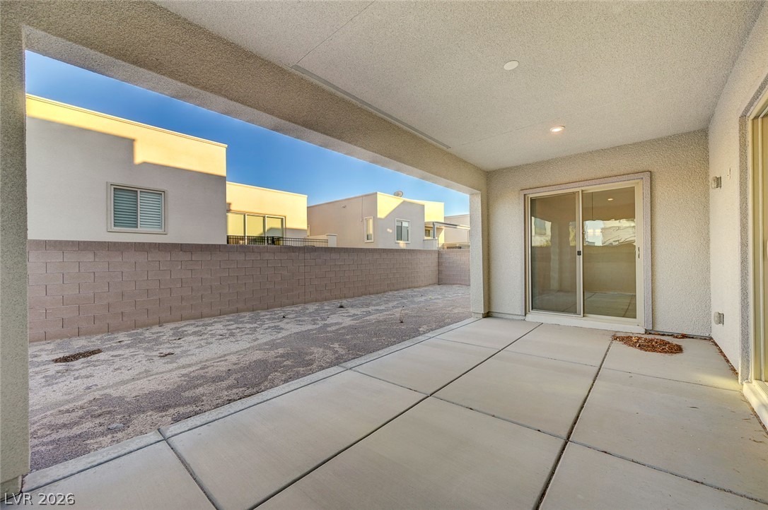 686 Glowing Horizon Street Henderson NV 89052
