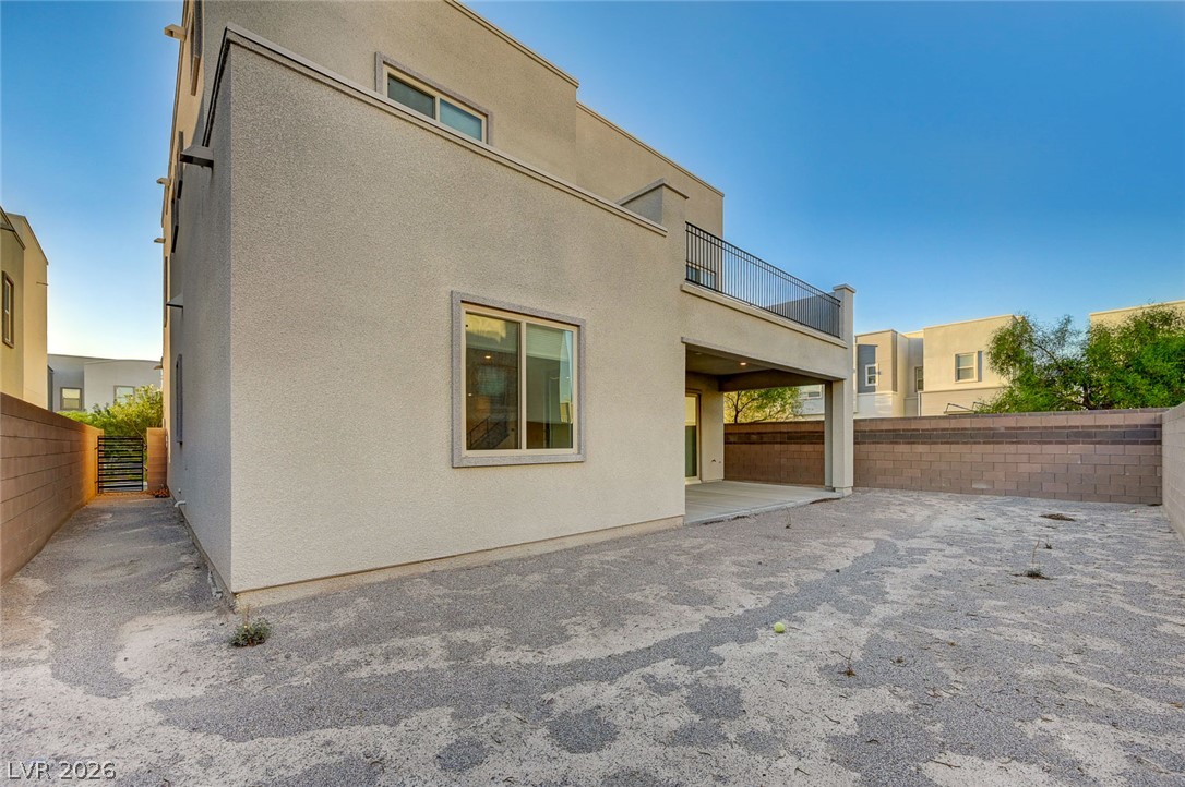 686 Glowing Horizon Street Henderson NV 89052