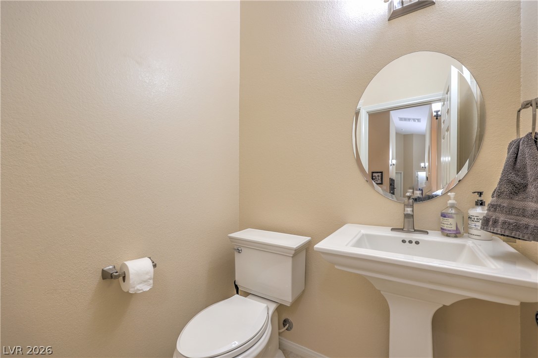 7712 Silver Wells Road Las Vegas NV 89149