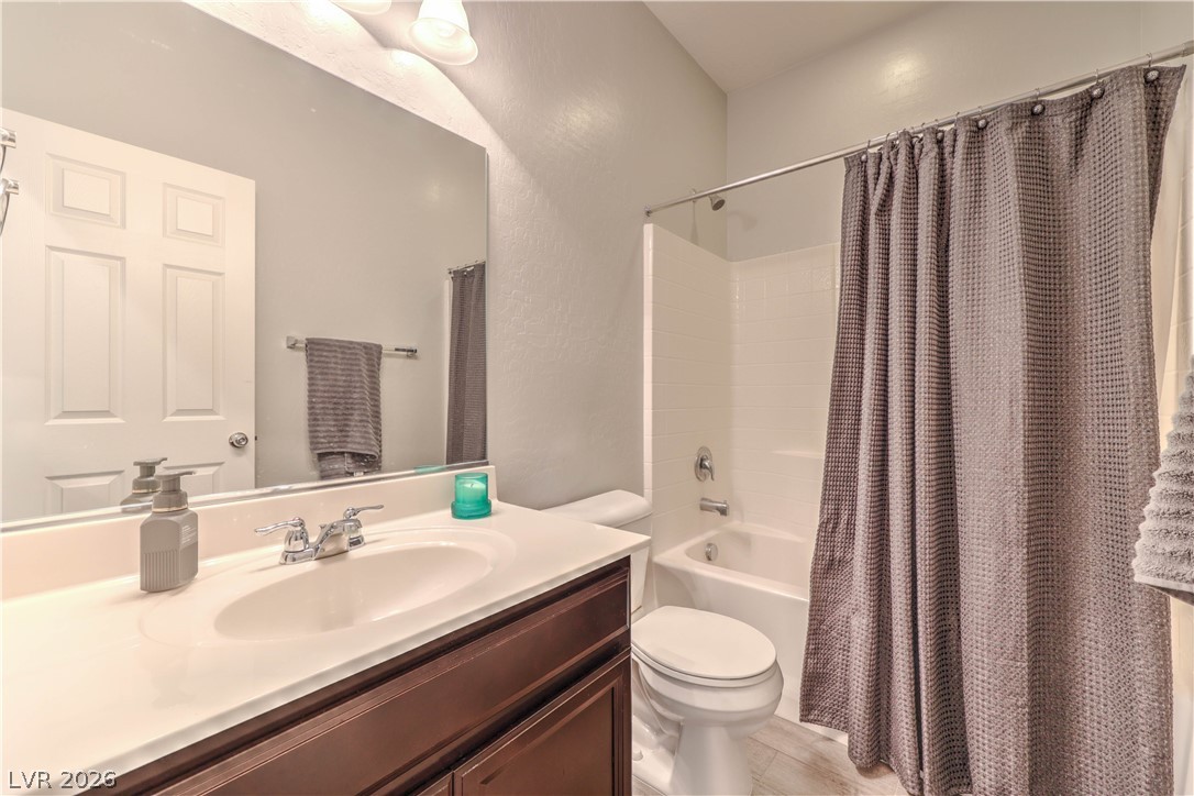 6709 Bristle Falls Street Las Vegas NV 89149