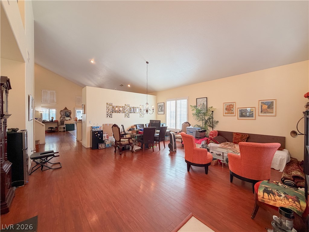 230 Whitly Bay Avenue Las Vegas NV 89148