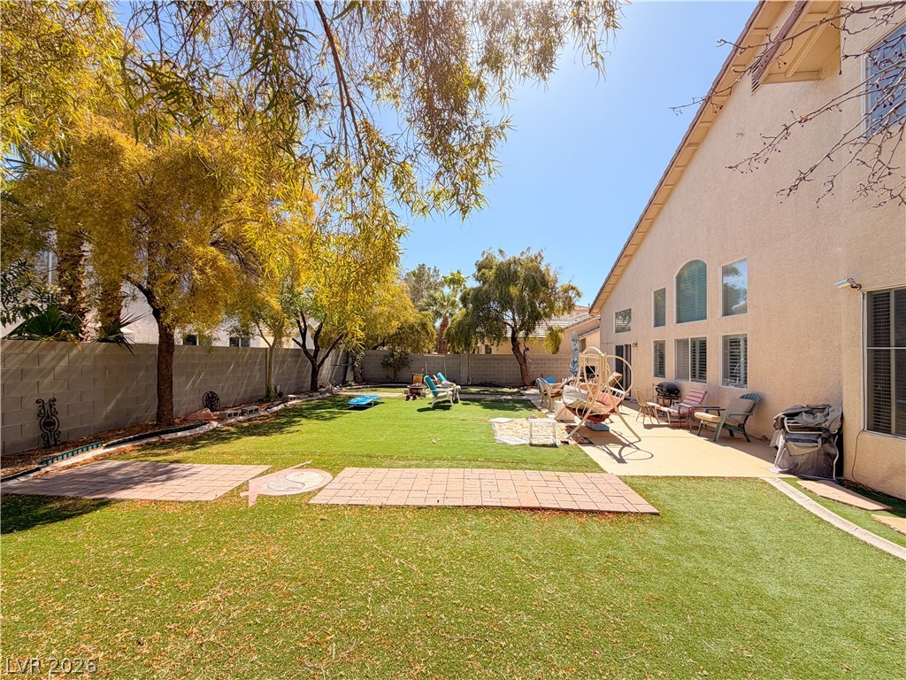 230 Whitly Bay Avenue Las Vegas NV 89148