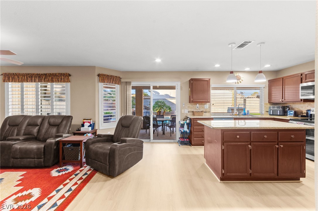 1524 Bright View Drive Las Vegas NV 89119