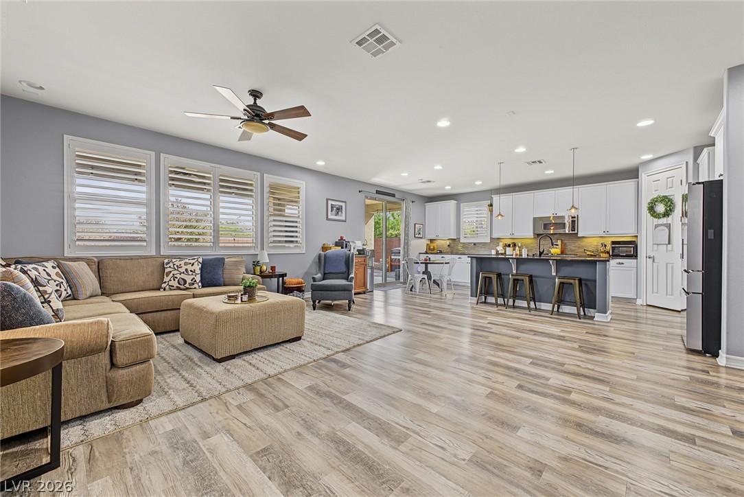 5574 Oak Bend Drive Las Vegas NV 89135
