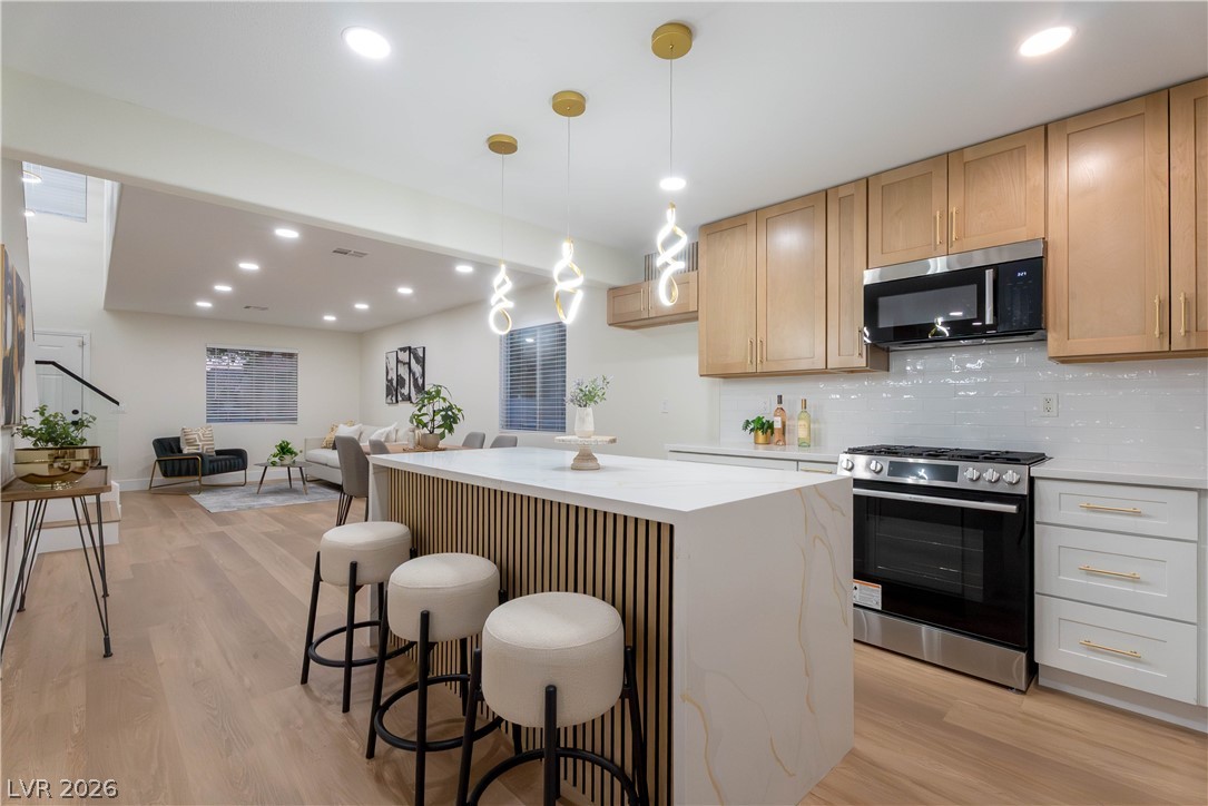 10004 Long Cattle Avenue Las Vegas NV 89117
