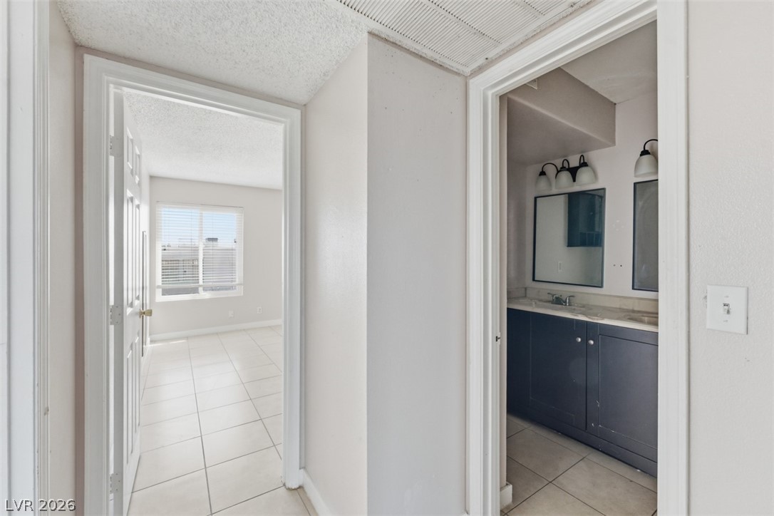 3469 Villa Knolls South Drive Las Vegas NV 89120