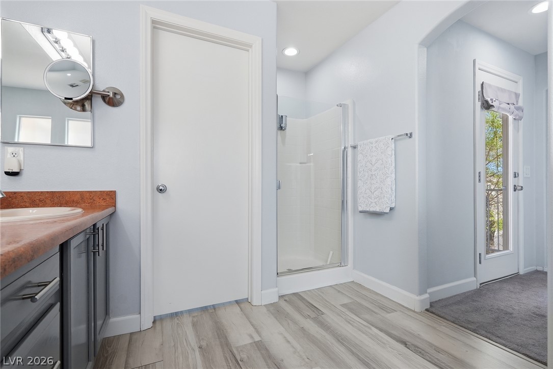 6597 Roundstone Bog Avenue Las Vegas NV 89139