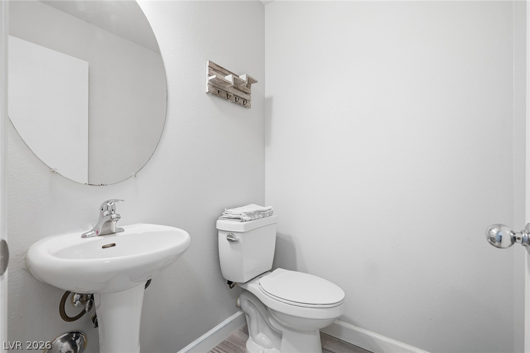 6597 Roundstone Bog Avenue Las Vegas NV 89139