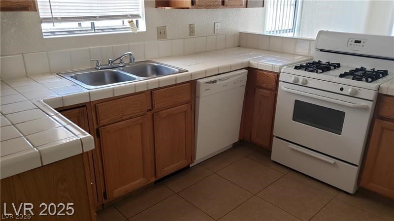 4801 Fiesta Lakes Street Las Vegas NV 89130