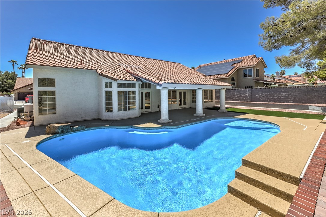 8604 Grandbank Drive Las Vegas NV 89145