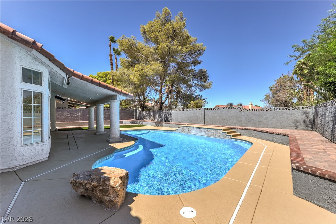 8604 Grandbank Drive Las Vegas NV 89145