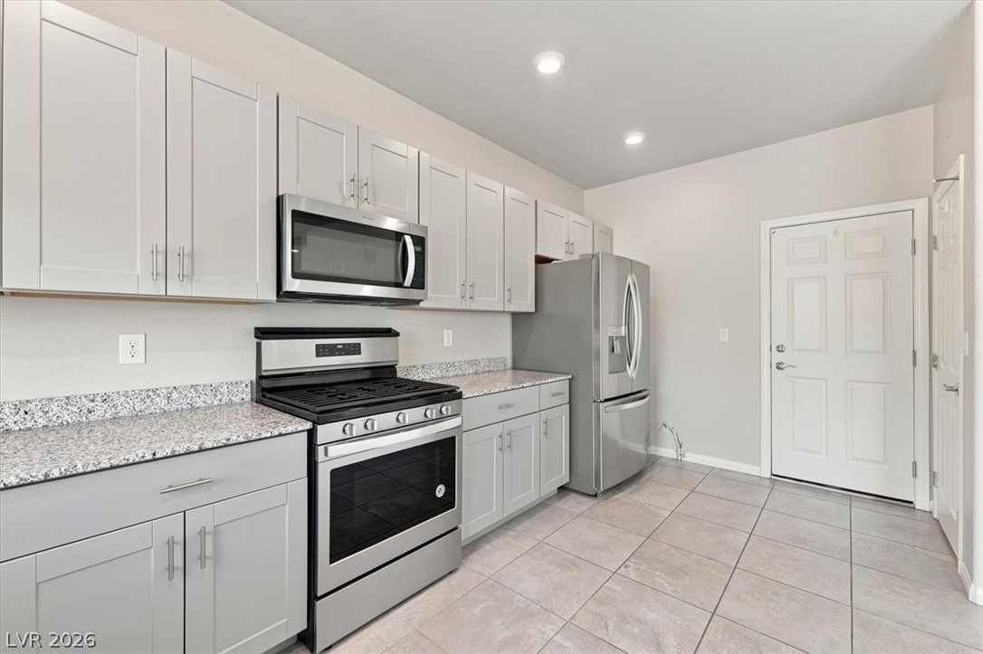 7227 Glimmer Point Street North Las Vegas NV 89084