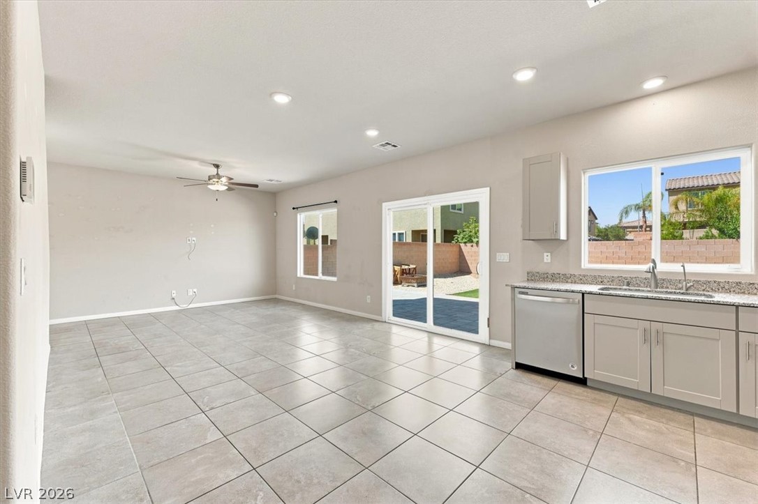 7227 Glimmer Point Street North Las Vegas NV 89084
