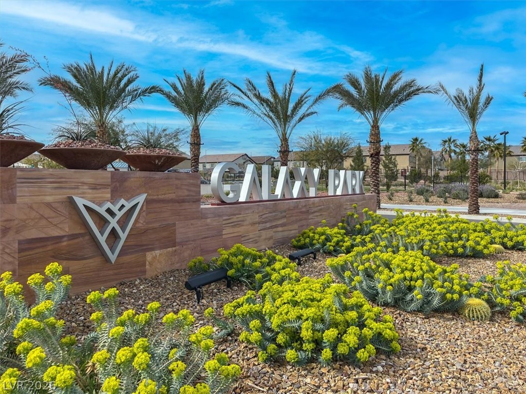 7227 Glimmer Point Street North Las Vegas NV 89084