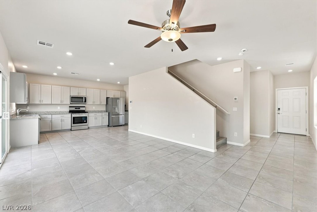 7227 Glimmer Point Street North Las Vegas NV 89084