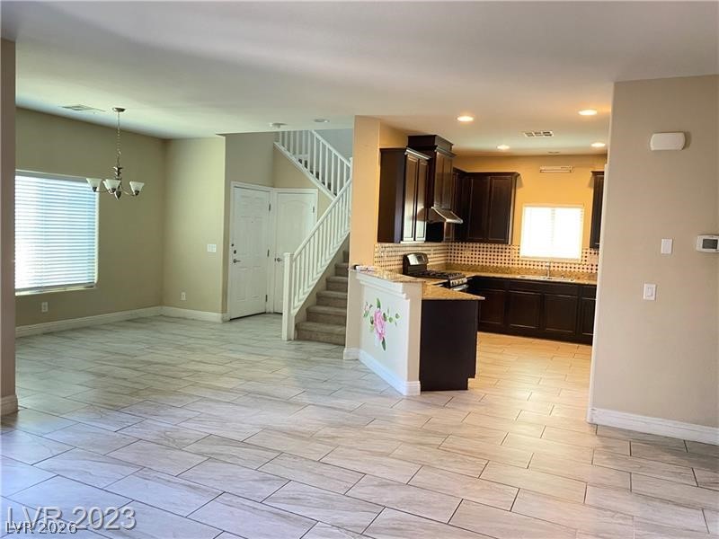 9562 Volk Avenue Las Vegas NV 89178