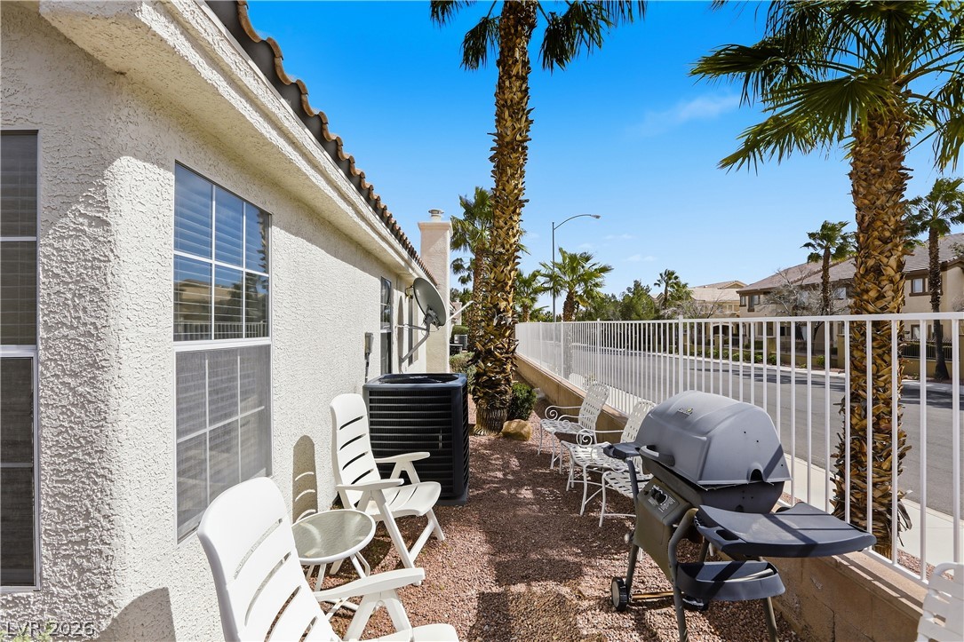10005 Oak Creek Canyon Avenue Las Vegas NV 89147