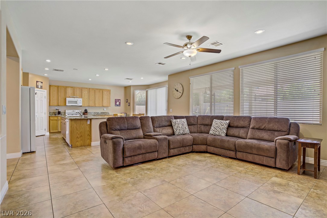 7703 West Mesa Verde Lane Las Vegas NV 89113