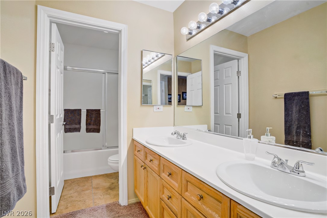 7703 West Mesa Verde Lane Las Vegas NV 89113